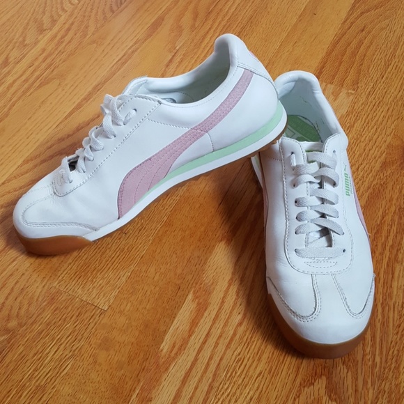 pink and green pumas